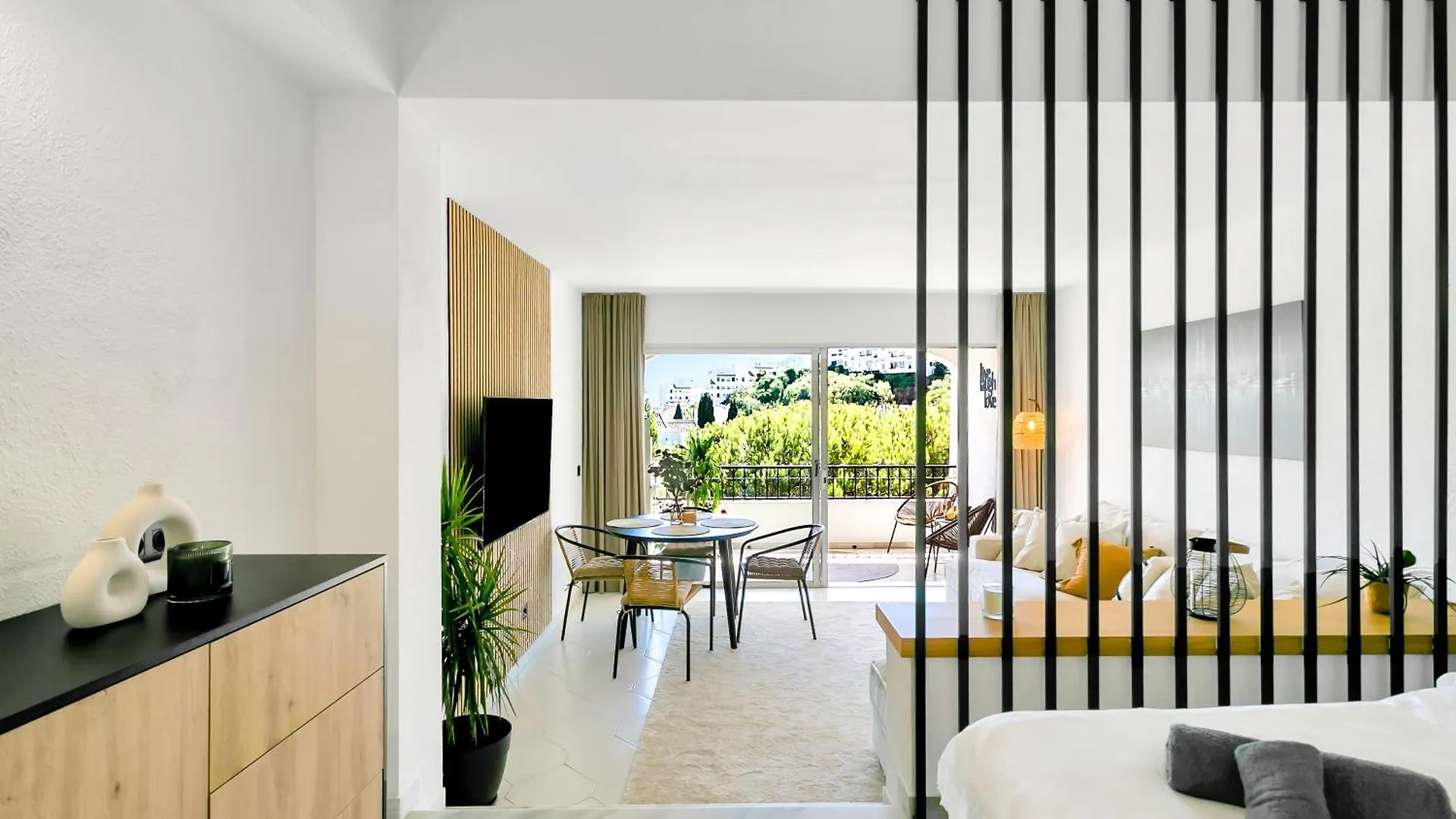 Apartment Modern Studio In Miraflores Near Amenities! Sitio de Calahonda