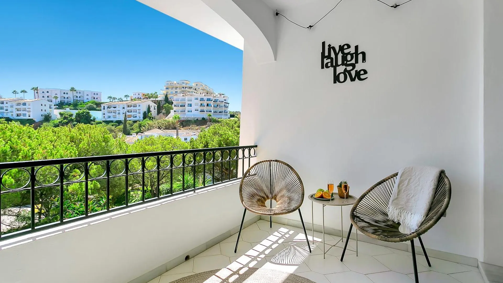 Apartment Modern Studio In Miraflores Near Amenities! Sitio de Calahonda