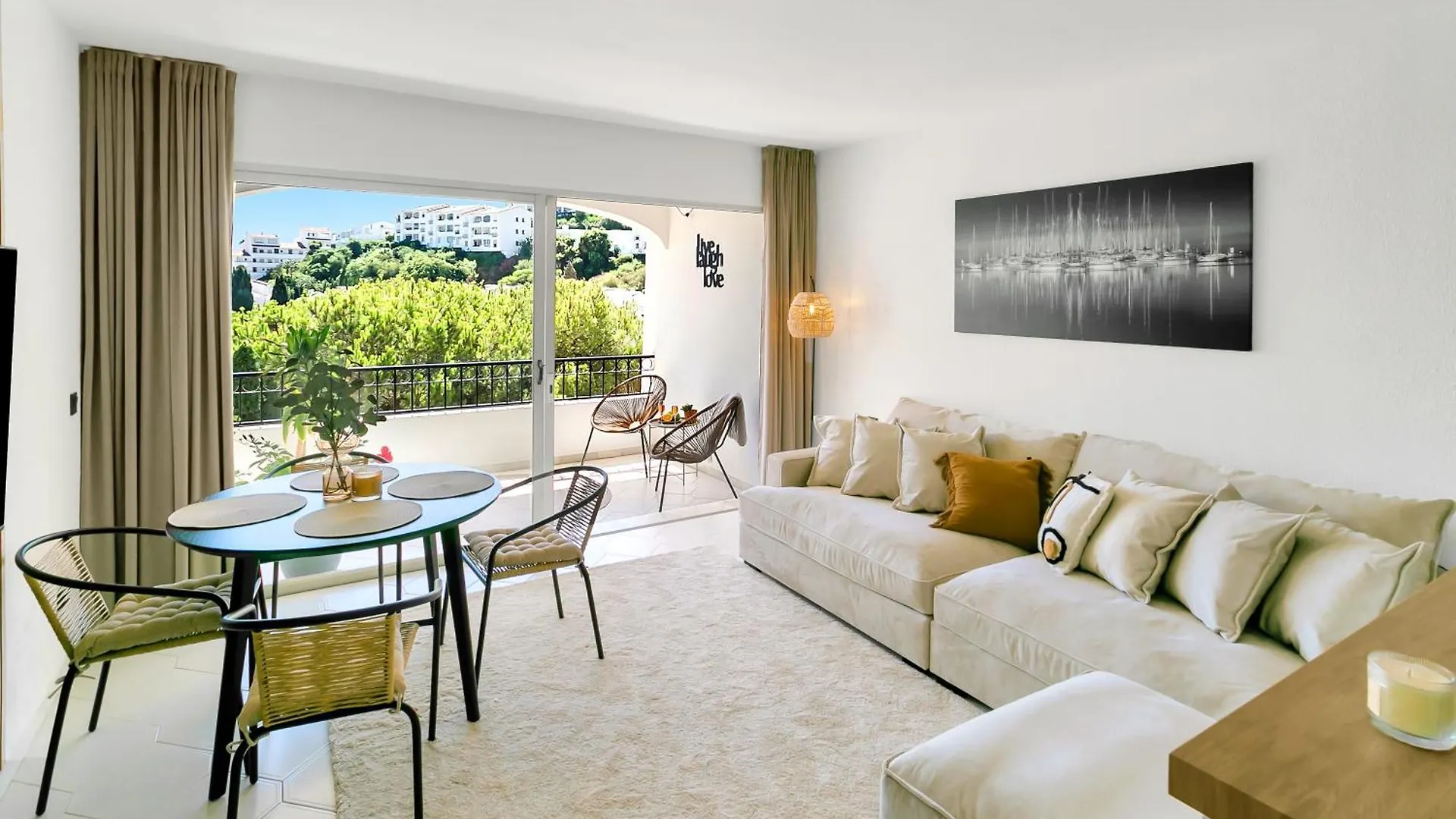 Modern Studio In Miraflores Near Amenities! Sitio de Calahonda